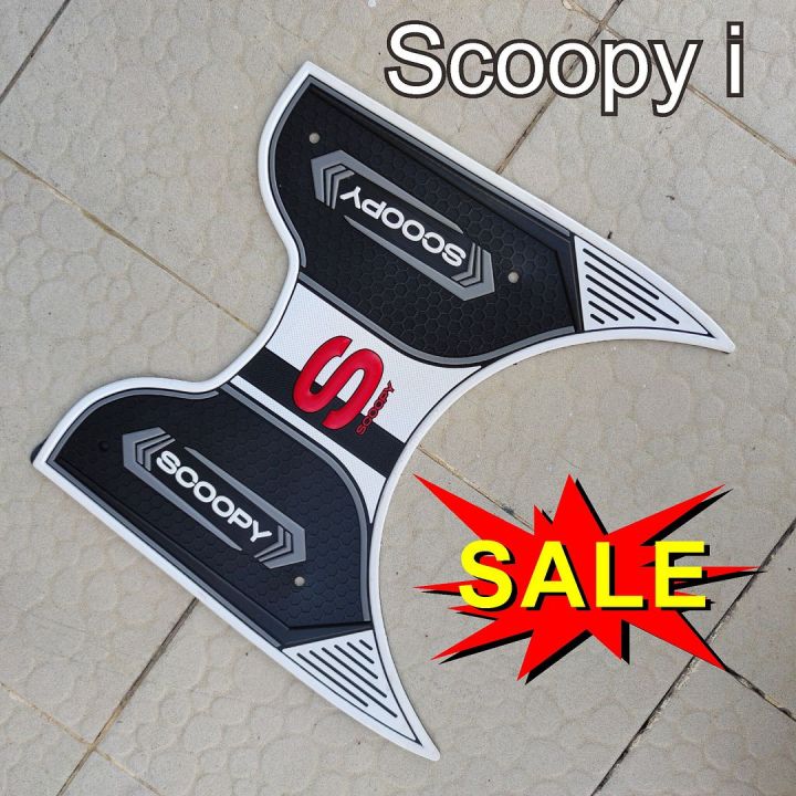 แผ่นปูพื้นสีขาว-scoopy-i-2021-แผ่นยางวางเท้า-สกู้ปปี้ไอ-ลายกราฟิก