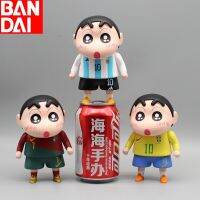 13เซนติเมตรอะนิเมะ Gk เครยอน Shinchan Cos ฟุตบอลคอลเลกชันน่ารักอินเทรนด์ตัวเลขสก์ท็อปเครื่องประดับพรีเมี่ยมที่มีคุณภาพขนาดเล็กตุ๊กตาตกแต่ง