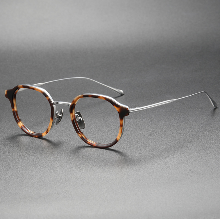 Japanese Handmade Pure Titanium Eyeglasses Frame Men Retro Optical Eyewear Replaceable Lens 7256