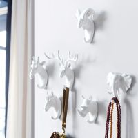 Wall Hanging Hook Vintage Deer Head Antlers for Hanging Clothes Hat Scarf Key Deer Horns Hanger Rack Wall Decoration