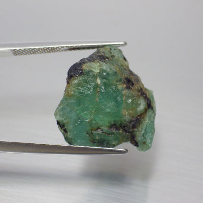 พลอย ก้อน ดิบ มรกต เอมเมอรัล ธรรมชาติ แท้ ( Unheated Natural Rough Emerald ) หนัก 15.88 กะรัต