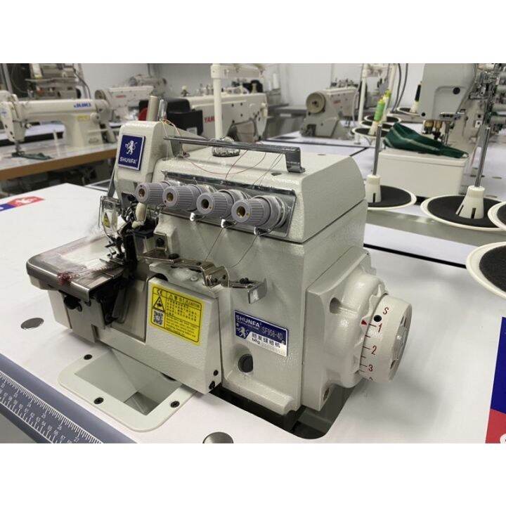 Mesin Jahit Tepi Industri Direct Drive Kawalan Speed 4 Benang Shunfa