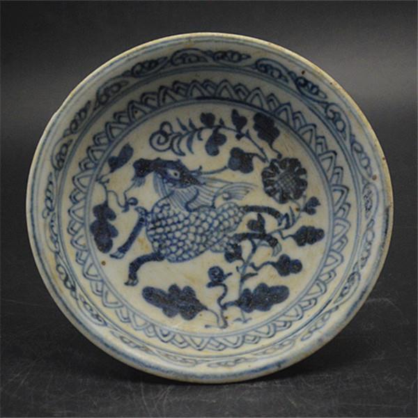 collection-chinese-antique-porcelain-the-ming-dynasty-blue-and-white-porcelain-painting-animal-unicorn-kylin-flower-fruit-plate