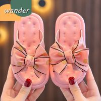 WANDER รองเท้าเด็กผญ รองเท้าแตะเด็กหญิง ตกแต่งโบว์น่ารัก รองเท้าแตะและรองเท้าแตะเด็กผู้หญิงด้านล่างนุ่มกันลื่น2373