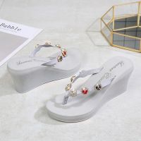 Summer crystal beaded wedges with thick soles and comfortable flip flops beach cake slippers for women