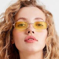 Retro Small Square Metal Sunglasses For Men and Women Fashion Trend Sunglasses Summer Street Eyewear UV400 Driving Glasses Goggles