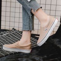 【VANS】Vansban Classic Slip on CANVANS Slip on Shoes Couple Sneaker Kasut Perempuan Wanita Lelaki Women Men SHOES Sizes 35-44