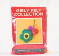 Tulip felting kit FLOWER HAPPY CHARM / เซ็ตใยขนแกะสำหรับงาน needle felting รูปพวงกุญแจดอกไม้ แบรนด์ Tulip จากประเทศญี่ปุ่น (TGC0004e)