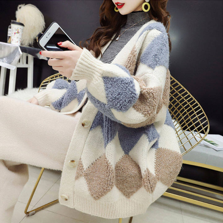 kada-พร้อมส่งจากไทย-knitted-cardigan-คาร์ดิแกน-เสื้อหนาวไหมพรมสไตล์เกาหลี-ทรงหลวม-หนาดี-เสื้อแจ็คเก็ต-เสื้อกันหนาว-เสื้อสเวตเตอร์ถัก