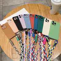 เคสสายคล้องแบบคาดตัว HTT ฝาครอบสายรัดซิลิโคนอ่อนสีลูกอมกันกระแทกสำหรับ IPhone15 14 Pro Max 13 12 Mini 11 XR XS X 7 8 Plus SE