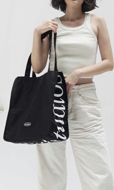 tres-canvas-tote-bag-with-side-screen-homelandstudios