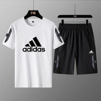 Adidaseˉ ชุดกีฬาฤดูร้อนสำหรับผู้ชายชุด M-6XL ขนาดพิเศษเสื้อยืดกางเกงขาสั้นชุดเสื้อผ้ากีฬาแห้งเร็วลำลองสำหรับผู้ชาย