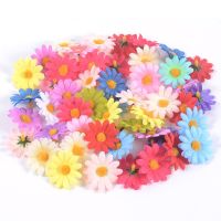 50/100pcs Decorative Mini Dasiy Artificial Flower Handmade Head Wedding Decor DIY Wreath Gift Box Scrapbooking Craft Fake Flower Artificial Flowers  P