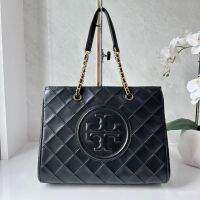 กระเป่าสะพายไหล่ Tory Burch Fleming Soft Chain Tote กระเป๋า Fleming ทรงโท้ทใบใหญ่