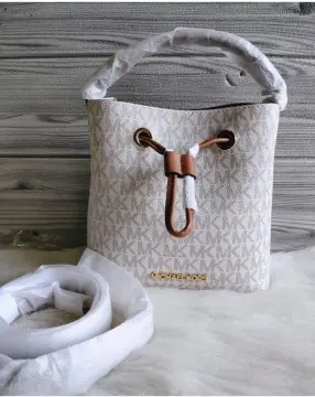 Michael kors white outlet bucket bag