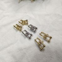 [Ready Stock] B new diamond earrings for men and women