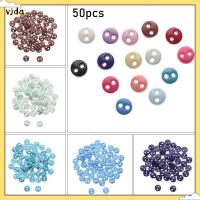 VJDA 50pcs สีลูกกวาด ตุ๊กตาจิ๋ว หัตถกรรม เสื้อผ้าตุ๊กตา DIY หัวเข็มขัดเย็บเสื้อผ้า ปุ่มมินิ หัวเข็มขัดพลาสติก