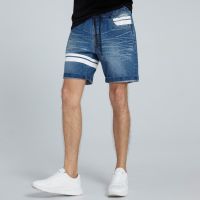 DAVIE JONES กางเกงขาสั้น ผู้ชาย เอวยางยืด สีฟ้า คาดหนัง Elasticated Shorts in blue SH0025NV