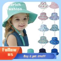 ALDRICH FASHION 2Pcs สำหรับ 0-8 ปี ชายหญิง ที่ครอบหูคอ หมวกว่ายน้ำ ป้องกันรังสียูวี หมวกชายหาด หมวกกันแดดเด็ก พร้อมสายรัดคางปรับระดับได้ หมวกบักเก็ต