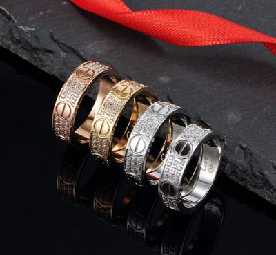 แหวน love Ring แหวนเพชร แหวนแฟชั่น ล้อมเพชร งานสวย เกรดพรีเมี่ยม