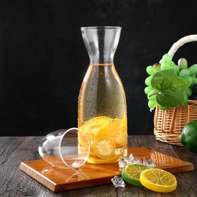 UPKOCH Water Glass Carafe with Lid 600ml Juice Beverage Pitcher Bottle for Ice Tea Party Fridge