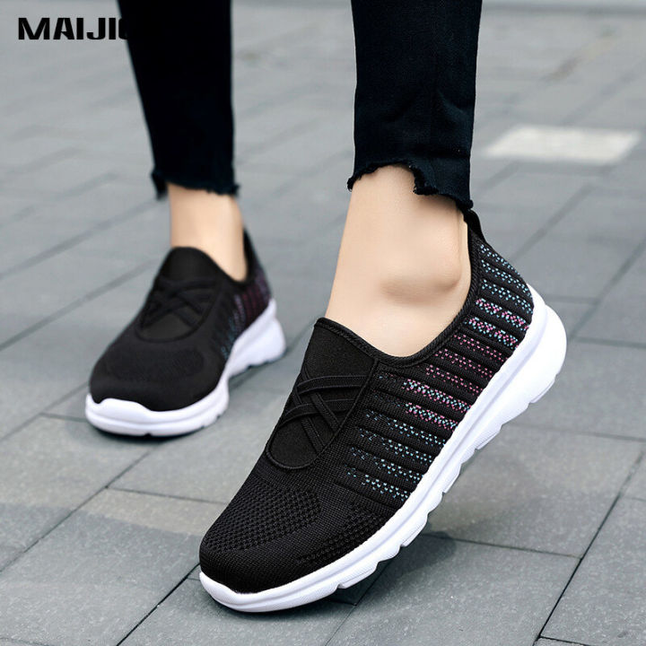 Women Breathable Knitted Walking Shoes Fashion Slip On Casual Shoes Ladies  Soft Elastic Flat Shoes Size 35-42 