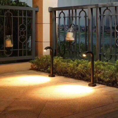 โคมไฟสนาม แบบโค้งงอ ส่องลงพื้นสวยงาม สว่าง LED Bollard 7w COB 220v ตกแต่งสวน