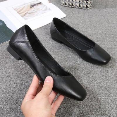 ✉☃ Yunying Belle comfortable work shoes non-slip soft sole womens shoes spring and autumn middle-aged mothers shoes flat large size leather shoes