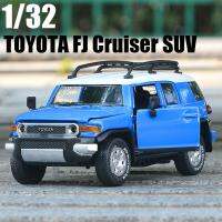 แบบจำลองสูง SUV Diecast โลหะผสมรุ่น1:32 TOYOTA FJ Cruiser รถของเล่นโลหะรถของเล่นสำหรับเป็นของขวัญเด็ก Gratis Ongkir