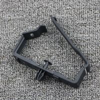 30721387 Emergency Warning Triangle Mount Bracket Holder Support Fixed Buckle For Volvo S40 V50 S60 V60 V70 S80 XC60 XC70 04-18