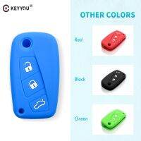 KEYYOU Silicone Car Key Case Cover 3 Buttons For FIAt 500 Panda Punto Stilo Bravo Doblo Grande Ducato Minibus Key Key Chains