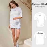 SATURDAY ยอดขาย No.1 เสื้อยืดโอเวอร์ไซส์ เสื้อแนวสตรีท Oversize streetwear เสื้อยืดคอกลม สกรีนลาย สีขาว cotton แร็ปเปอร์