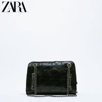 Zara2022 ใหม่ กระเป๋าถือ กระเป๋าสะพายไหล่ แต่งสายโซ่ สีดํา แฟชั่นสําหรับสตรี 16603810040