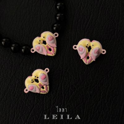 Leila Amulets สาลิกาคู่ Baby Leila Collection หัวเหลืองปีกชมพู ห่วงข้าง (พร้อมกำไลหินฟรีตามรูป)