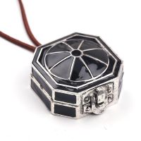 Pirates of the Caribbean Compass Jack Necklace Travel Punk Jewelry Locket Pendants Cosplay Rope Leather Long Necklace Men Gift