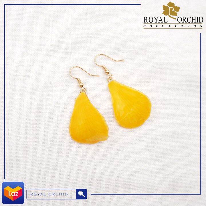 royal-orchid-ต่างหูแบบตะขอทองกลับดอกกล้วยไม้หวาย