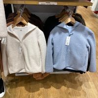 Uniqlo U ห้องลองเสื้อผู้หญิงฤดูใบไม้ร่วงและฤดูหนาวเทียม Lambswool ผ้าฟลีซแจ็คเก็ตมีฮู้ดสั้นซิปเสื้อสเวตเตอร์ถักหญิง Y430644