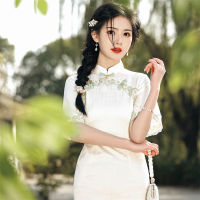 เซ็กซี่ดอกไม้ Embrodiery Mandarin Collar Cheongsam จีนคลาสสิก Flare แขนเสื้อผู้หญิง Jacquard ซาติน Qipao ทุกวัน Dress