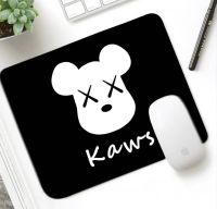 KAWS   BLACK   แผ่นรองเม้าส์  แผ่นรองเมาส์ เมาส์ สี่เหลี่ยม  ลาย KAWS   ขนาด 21 x 26 cm สวยงาม  น่าใช้งาน งานดี มีบริการเก็บเงินปลายทาง งานสวย   by NPNN SHOP