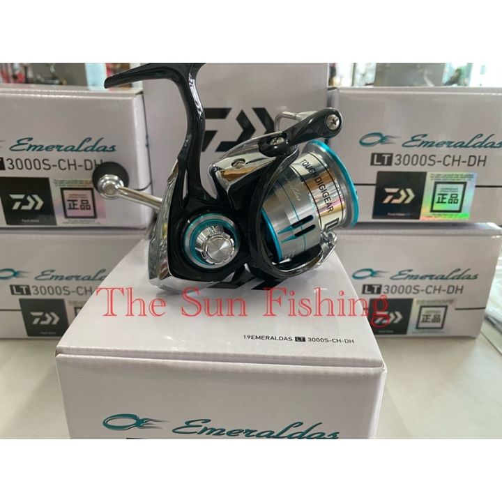 รอกตกปลา-ตกหมึก-daiwa-emeraldas-lt-2500-3000-ch-dh