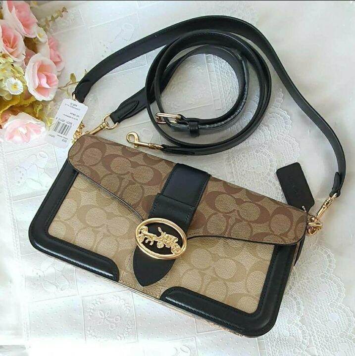 Coach Shoulder Bag In Blocked Signature Canvas 5509 Khaki