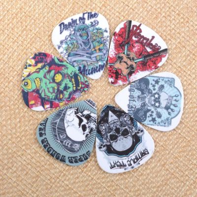 10pcs Plastic Skull Pattern Guitar Paddle Picks Thickness 1.0mm Bass Guitar Pick Parts Musical Instrument Accessories