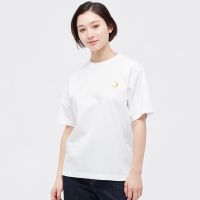 COD UNIQLO UT Womens Sailor Moon Printed T-Shirt (Short Sleeve Moon)_01