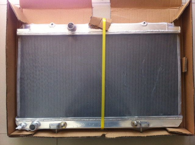 หม้อน้ำรถยนต์-อลูมีเนียมทั้งใบ-รถนิสสัน-ซันนี่-นีโอ-1-6-1-8-all-aluminium-radiator-nissan-sunny-neo-1-6-1-8-at-ปี-2001-2006