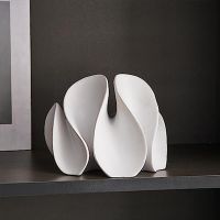 Wavy Statue Resin Abstract Sculpture Minimalist Decoration Unique Ornaments Home Decor for Living Room Bedroom