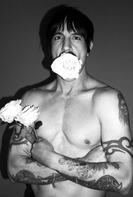 โปสเตอร์ Red Hot Chili Peppers Kiedis Flea เรดฮอตชิลีเพปเปอส์ รูปภาพขนาดใหญ่ ของขวัญ Poster ของแต่งบ้าน ของแต่งห้อง โปสเตอร์ติดผนัง โปสเตอร์ติดห้อง 77poster
