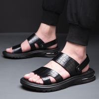 2022 Summer New Fashion Men Shoes Vintage Real Leather Non-slip Beach Slip-On Sandals Travel Flip Flop Slippers Black House Slippers