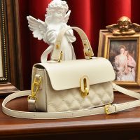 [Free ship] 2023 new popular simple womens spring and summer high-end one-shoulder Messenger