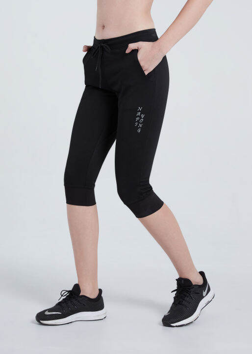 napiyong-arashi-jogger-pants-in-black-unisex-design-กางเกงจ๊อกเกอร์ใส่ออกกำลังกาย-ใส่เที่ยวในตัวเดียว-กางเกงวอร์ม