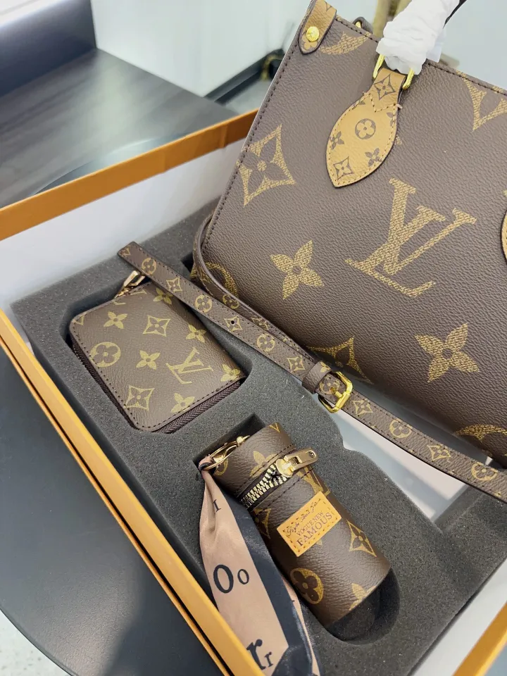 Louis Vuitton Monogram  Shoulder/Crossbody Bag 💼 871TH in 2023